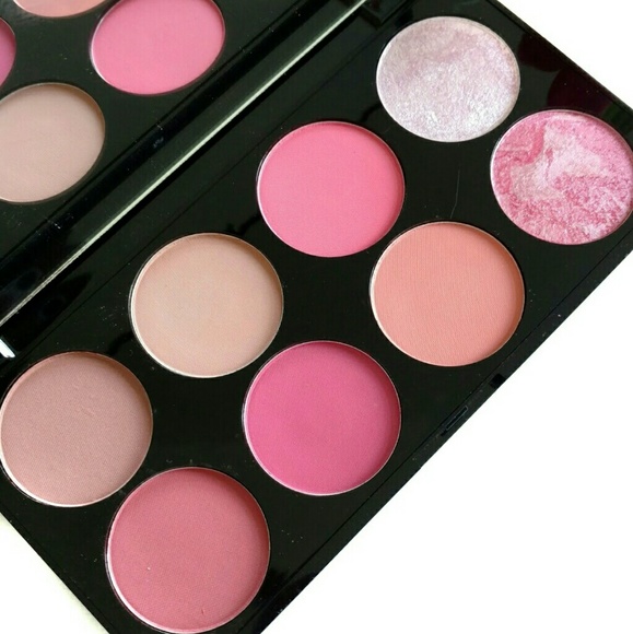 Makeup Revolution Ultra Blush Palette -Sugar&Spice - Picture 2 of 2